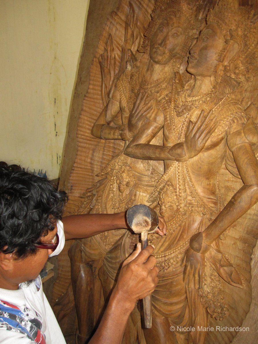 Wood carver